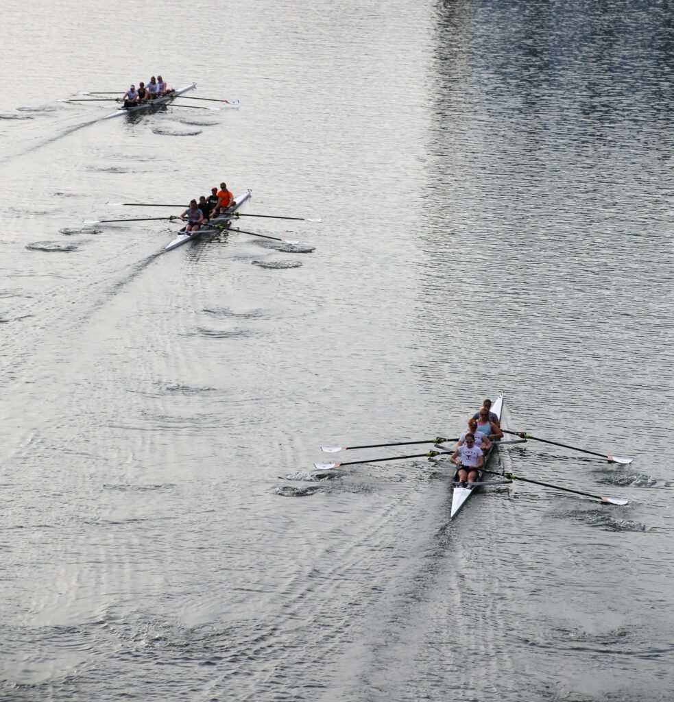 Líder de equipo de kayak